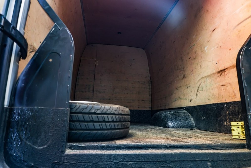 Volkswagen Crafter - Hatfield VW Commercial - Image 10