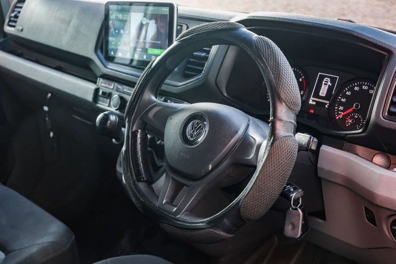 Volkswagen Crafter - Hatfield VW Commercial - Image 14