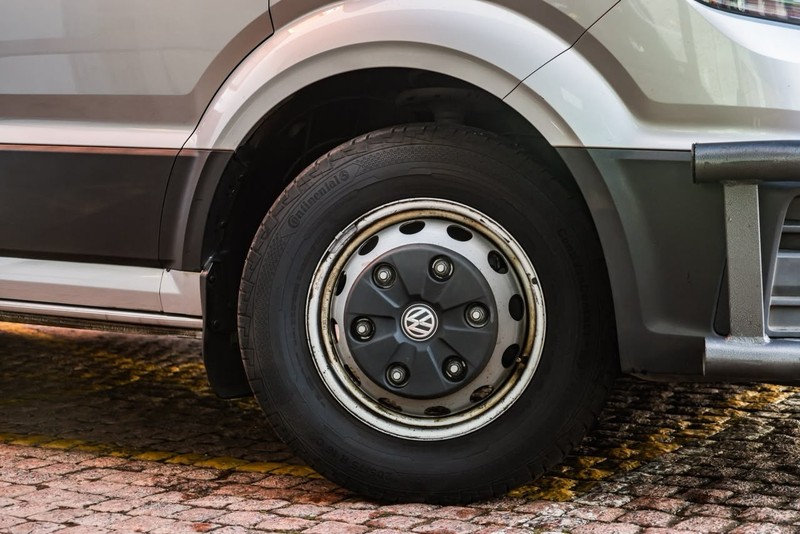 Volkswagen Crafter - Hatfield VW Commercial - Image 3