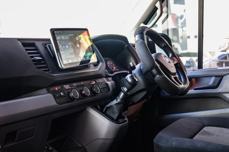 Volkswagen Crafter - Hatfield VW Commercial - Image 17