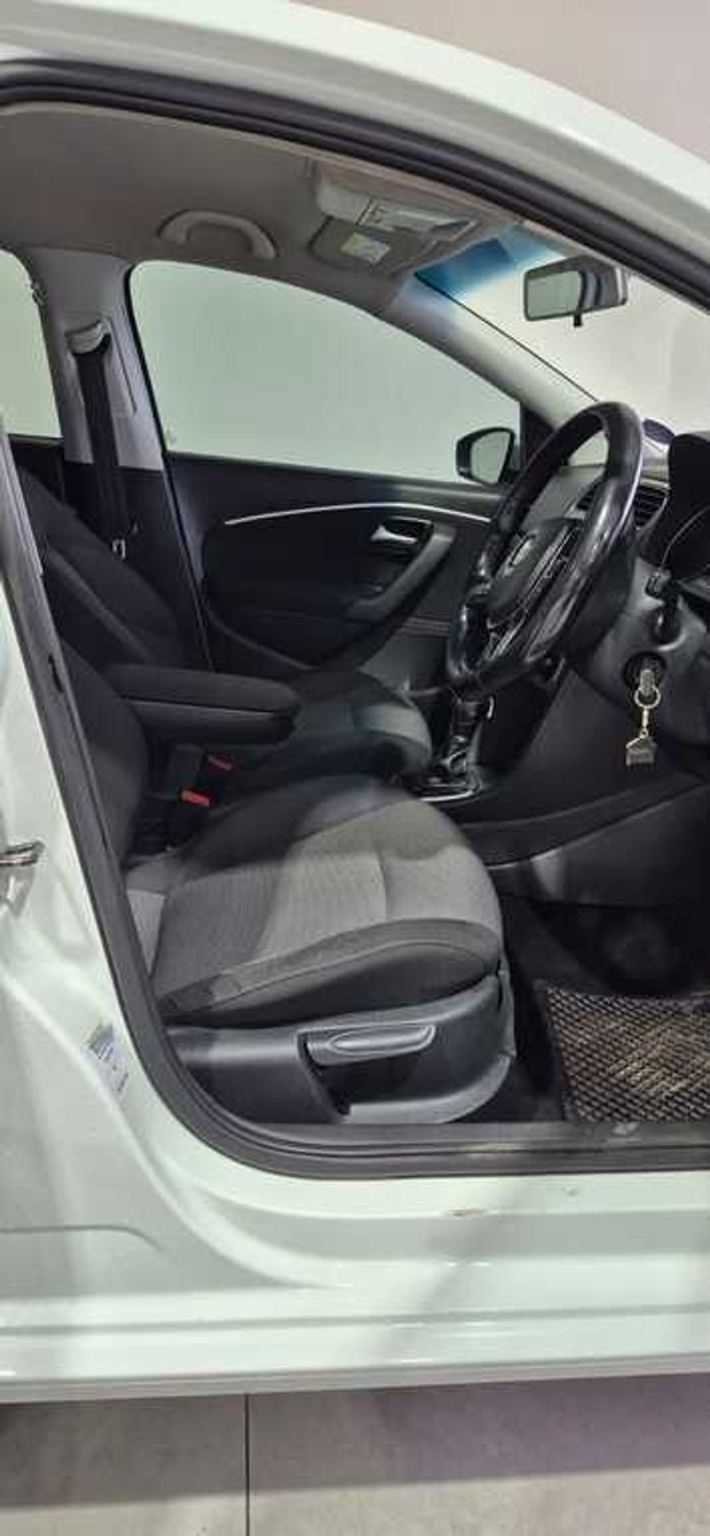 Volkswagen Polo - Auto Investments Paarl - Image 7