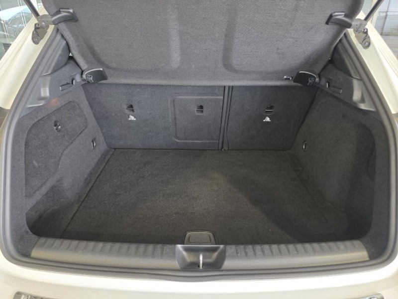 Mercedes-Benz GLA - Suzuki Fourways - Image 16