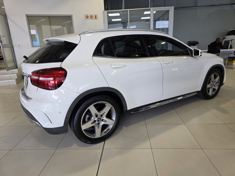 Mercedes-Benz GLA - Suzuki Fourways - Image 12