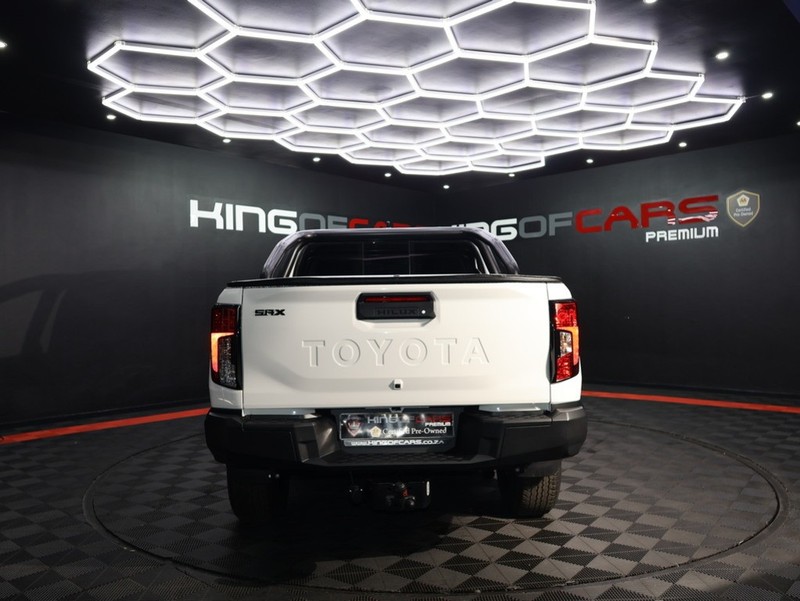 Toyota Hilux - KING OF CARS - Image 7