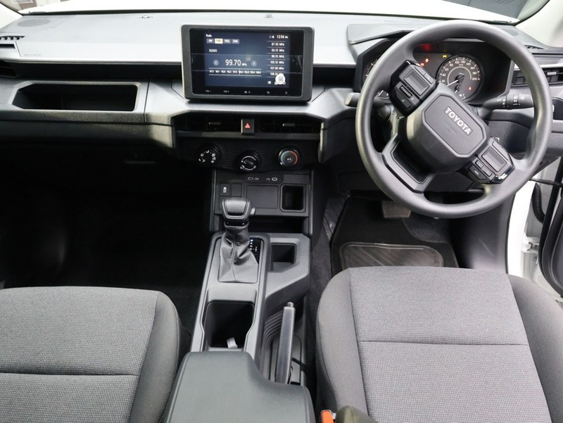 Toyota Hilux - KING OF CARS - Image 9