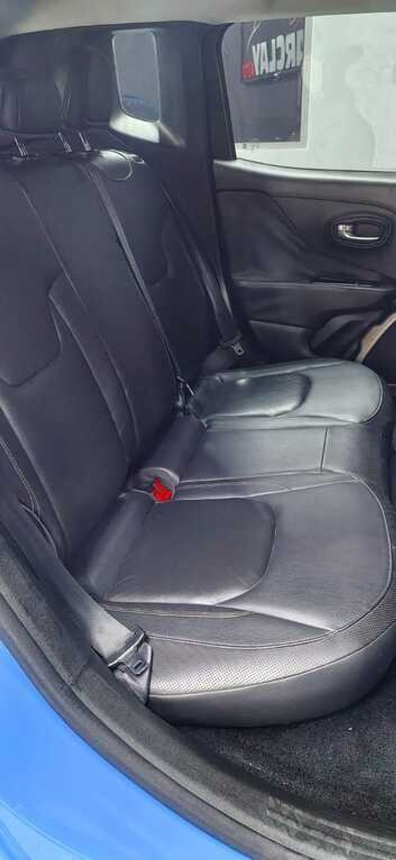 Jeep Renegade - Barclay Auto - Image 11