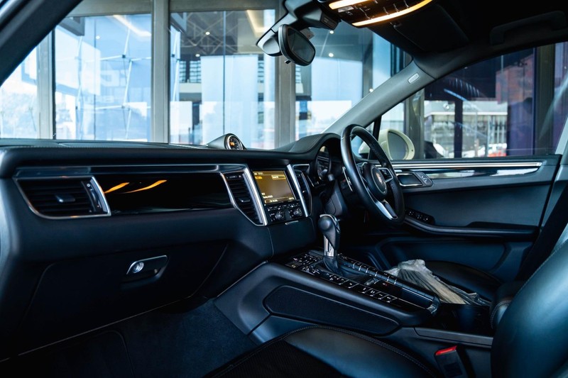 Porsche Macan - Bruma Nissan - Image 21