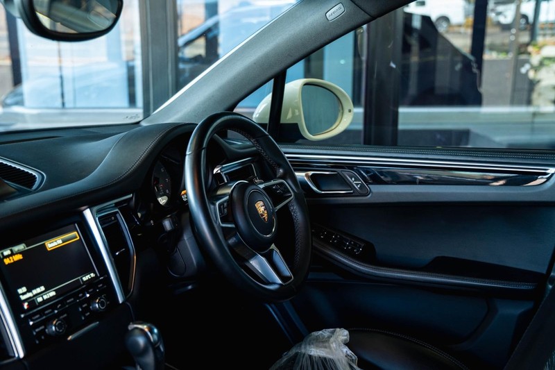 Porsche Macan - Bruma Nissan - Image 22