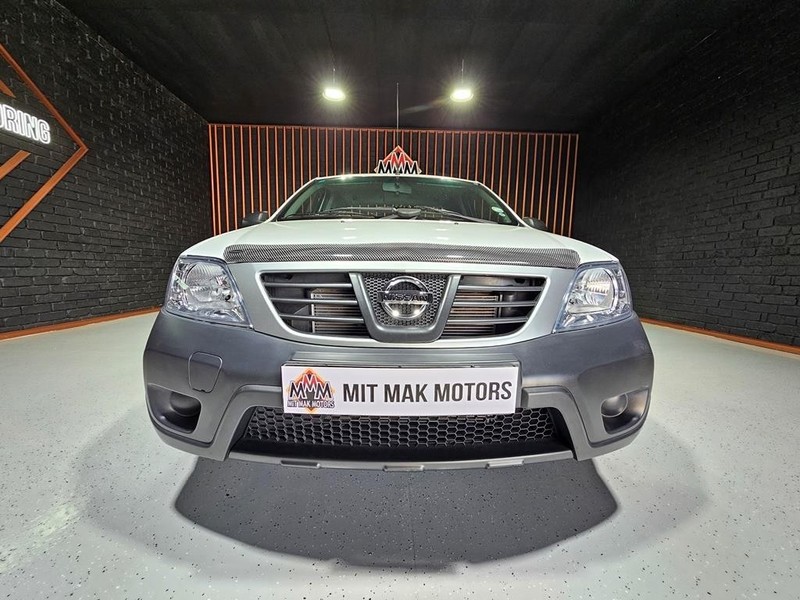 Nissan NP200 - Mit Mak Motors - Image 5