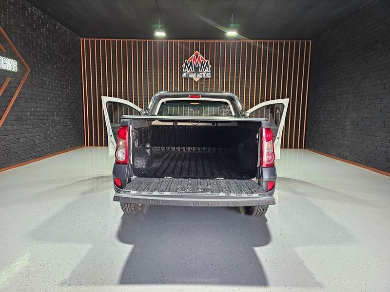 Nissan NP200 - Mit Mak Motors - Image 18