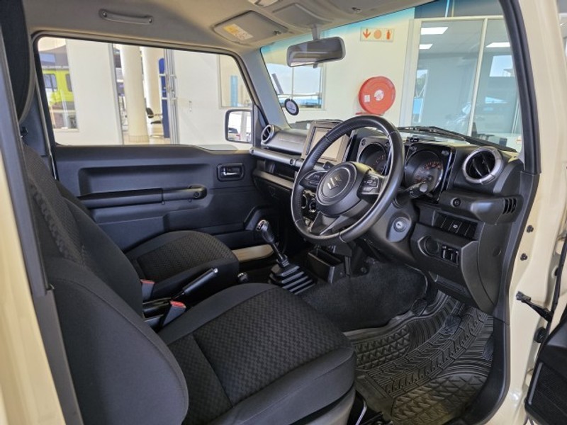 Suzuki Jimny - Suzuki Fourways - Image 11