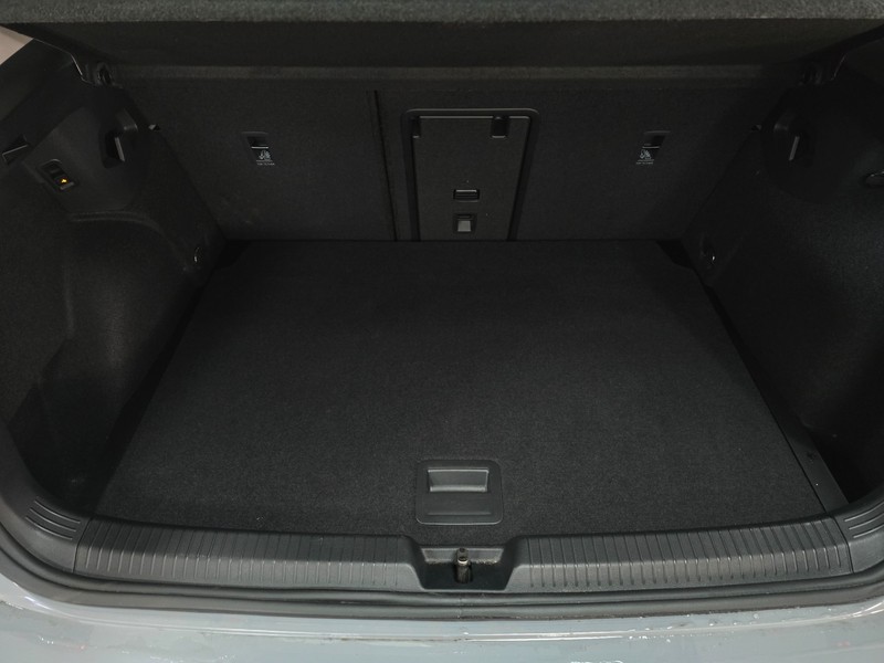 Volkswagen Golf - Hatfield VW Northcliff - Image 6