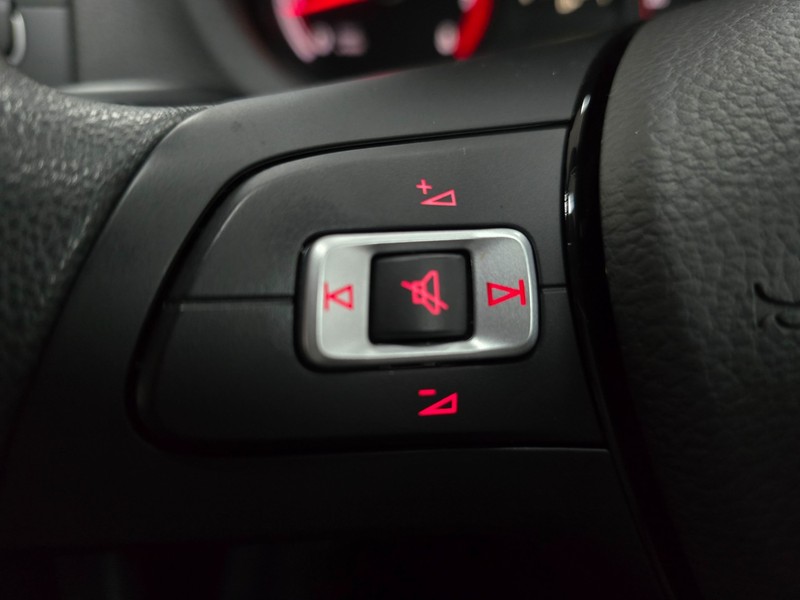 Volkswagen Polo Vivo - Hatfield VW Northcliff - Image 11