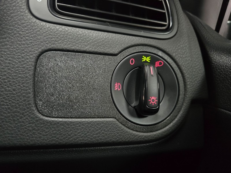 Volkswagen Polo Vivo - Hatfield VW Northcliff - Image 12