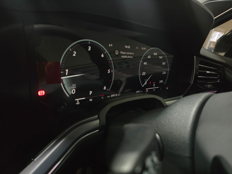 Volkswagen Touareg - Hatfield VW Northcliff - Image 11