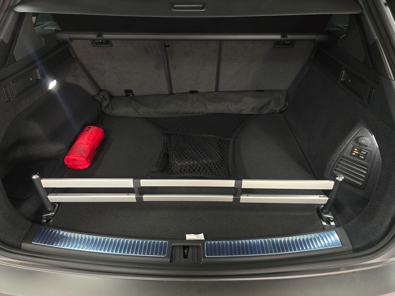 Volkswagen Touareg - Hatfield VW Northcliff - Image 4