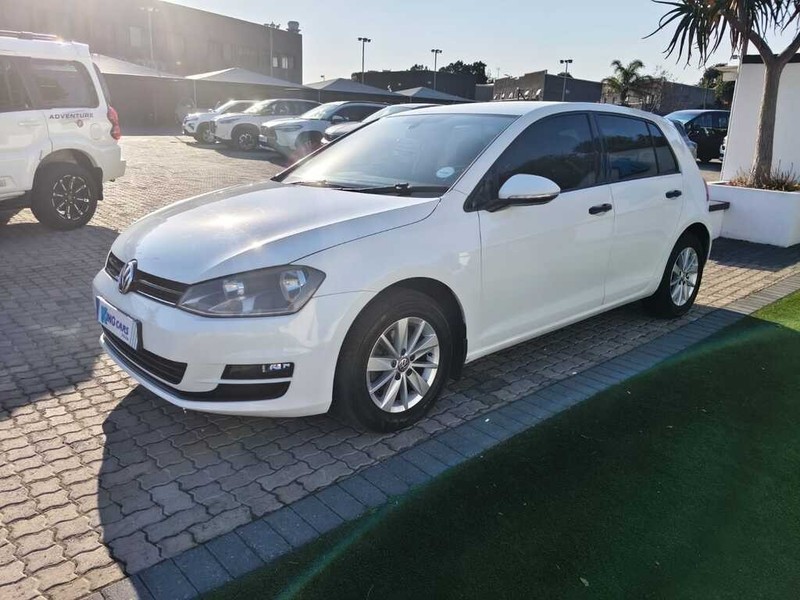 Volkswagen Golf - King Cars Bellville/Vredekloof - Image 3