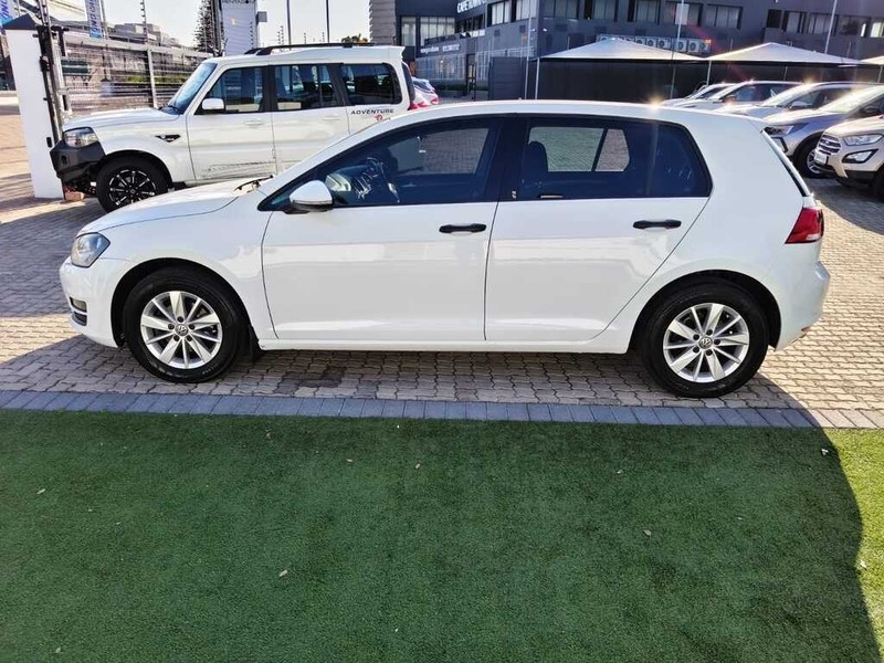 Volkswagen Golf - King Cars Bellville/Vredekloof - Image 4