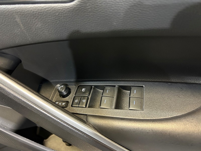 Toyota Corolla Cross - Mazda Pinetown - Image 16