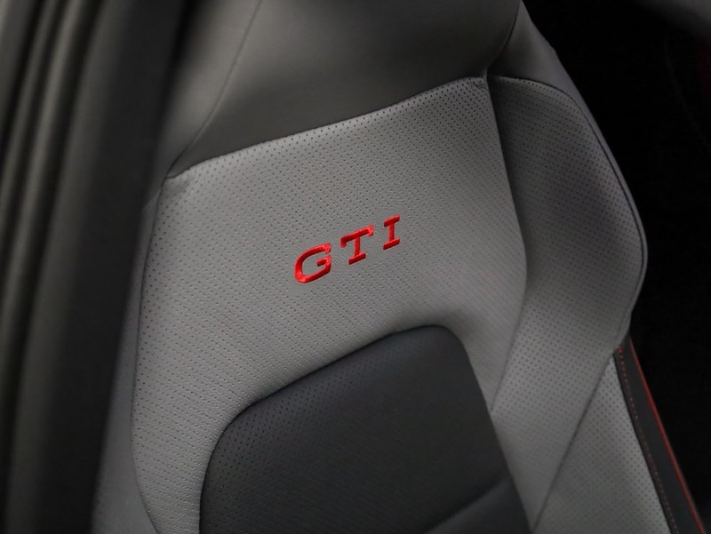 Volkswagen Golf - Hatfield VW Bryanston - Image 9