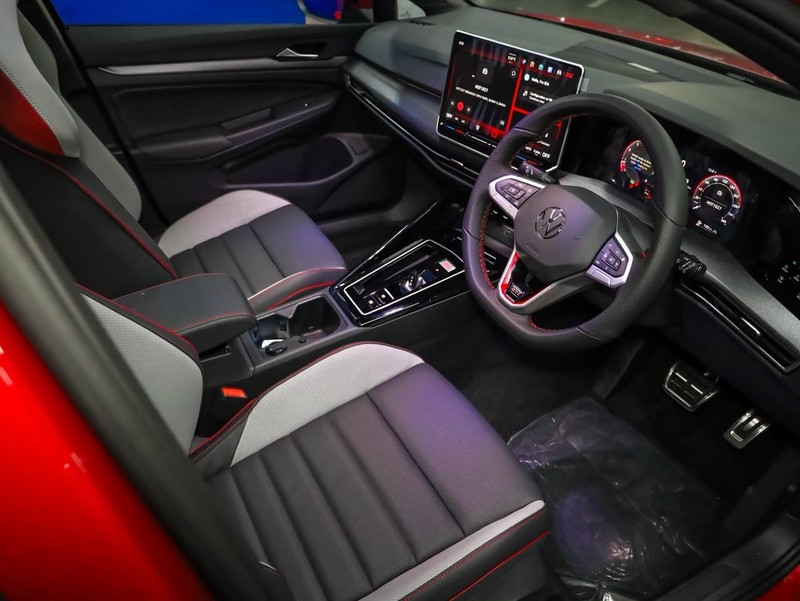 Volkswagen Golf - Hatfield VW Bryanston - Image 6