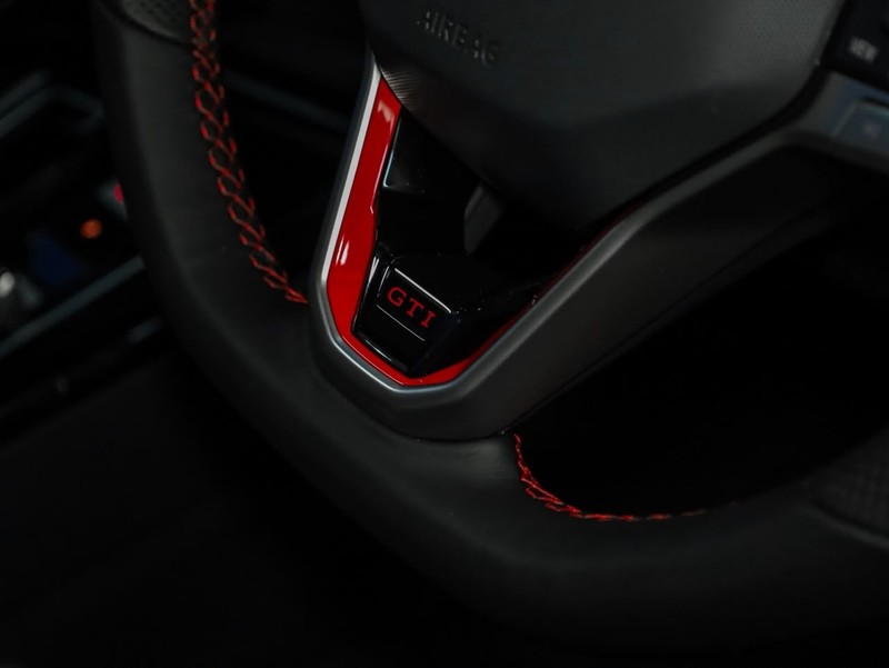 Volkswagen Golf - Hatfield VW Bryanston - Image 11