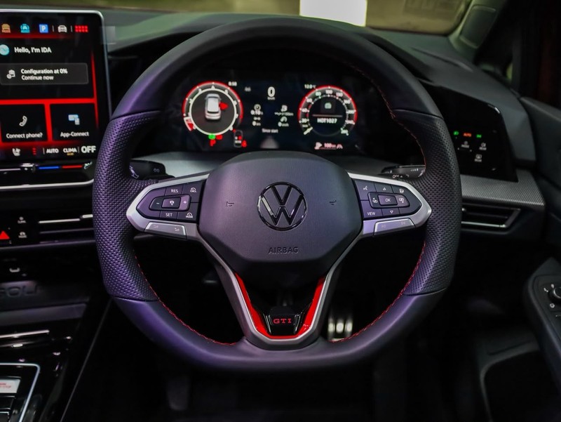 Volkswagen Golf - Hatfield VW Bryanston - Image 12