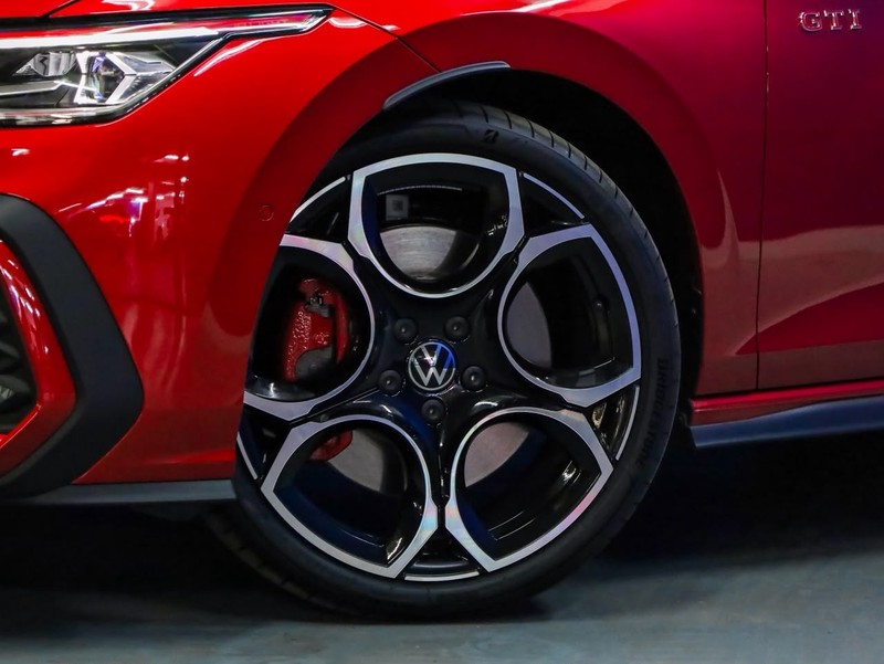 Volkswagen Golf - Hatfield VW Bryanston - Image 2