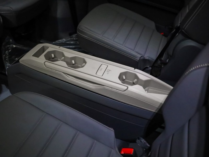 Volkswagen Caravelle - Hatfield VW Bryanston - Image 10