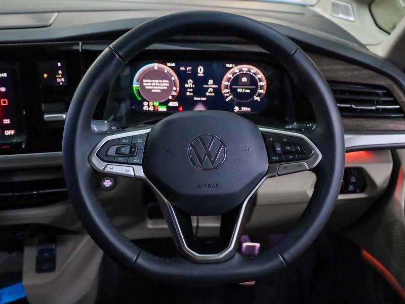 Volkswagen Caravelle - Hatfield VW Bryanston - Image 18