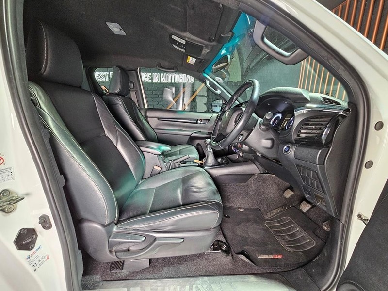 Toyota Hilux - Mit Mak Motors - Image 9