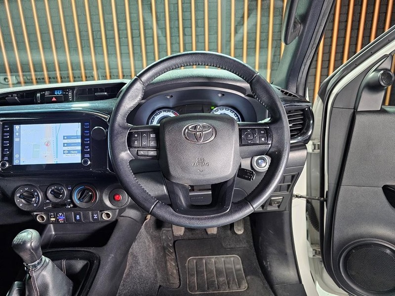 Toyota Hilux - Mit Mak Motors - Image 10