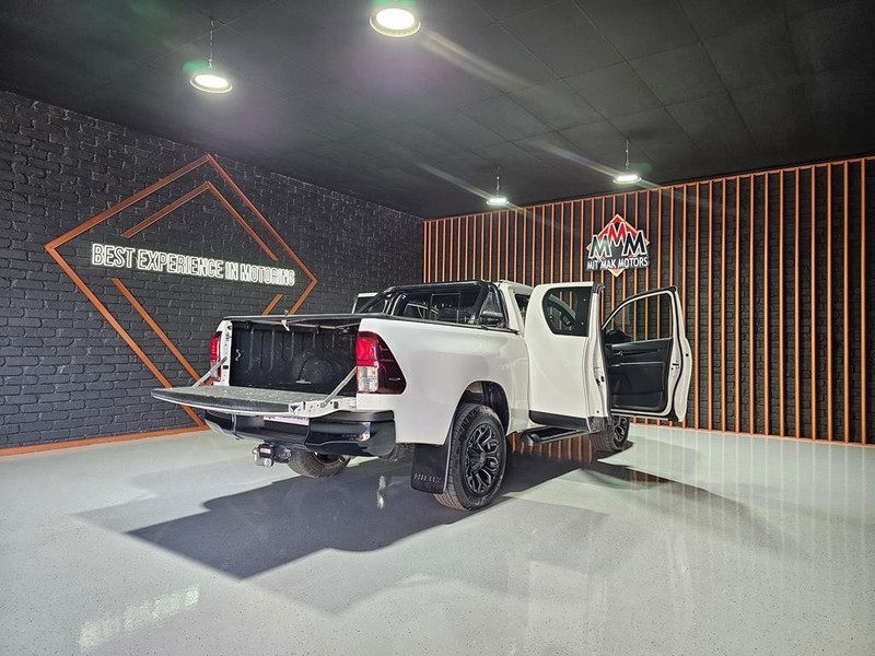Toyota Hilux - Mit Mak Motors - Image 24