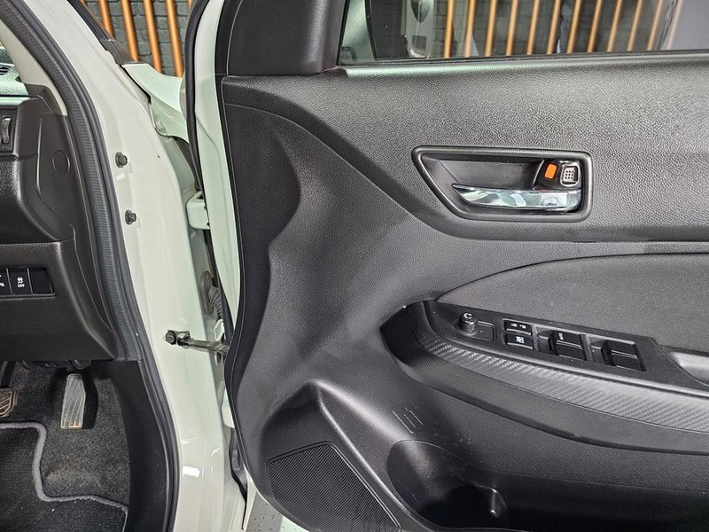 Suzuki Swift - Mit Mak Motors - Image 8
