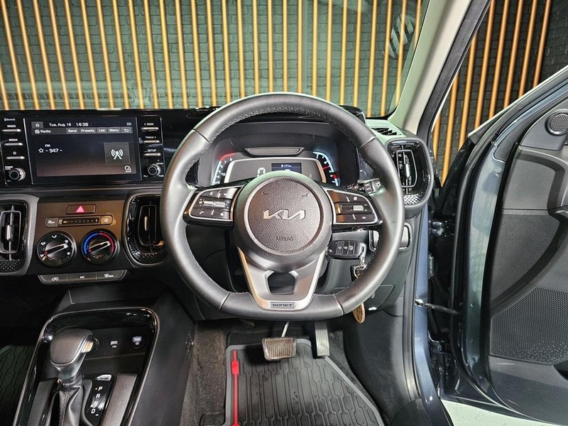 Kia Sonet - Mit Mak Motors - Image 10