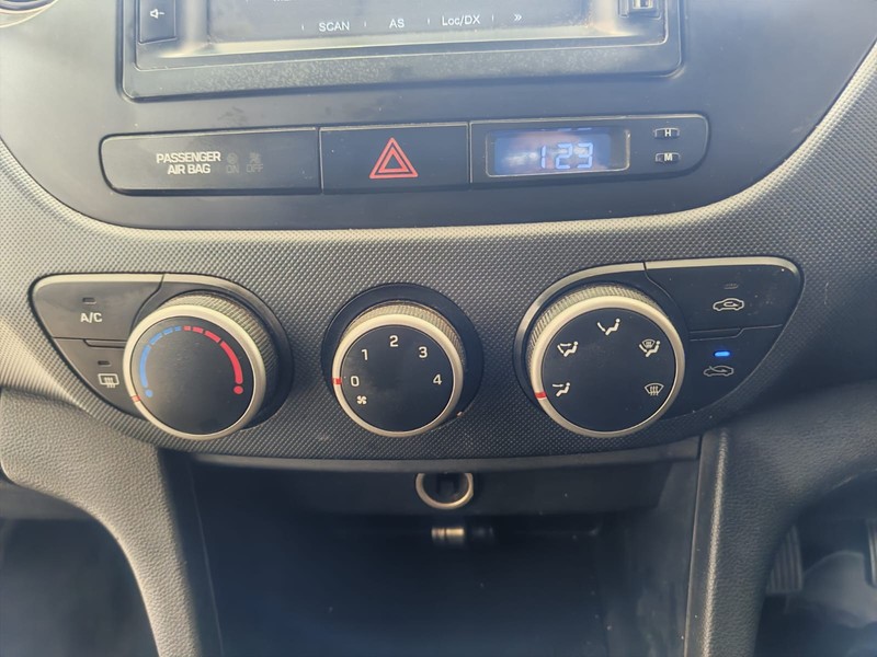 Hyundai Grand i10 - Mahindra Amanzimtoti - Image 10