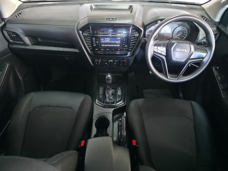 Isuzu D-Max - Auto Investments Rustenburg - Image 11