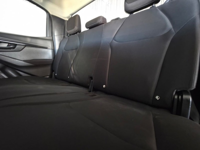 Isuzu D-Max - Auto Investments Rustenburg - Image 12