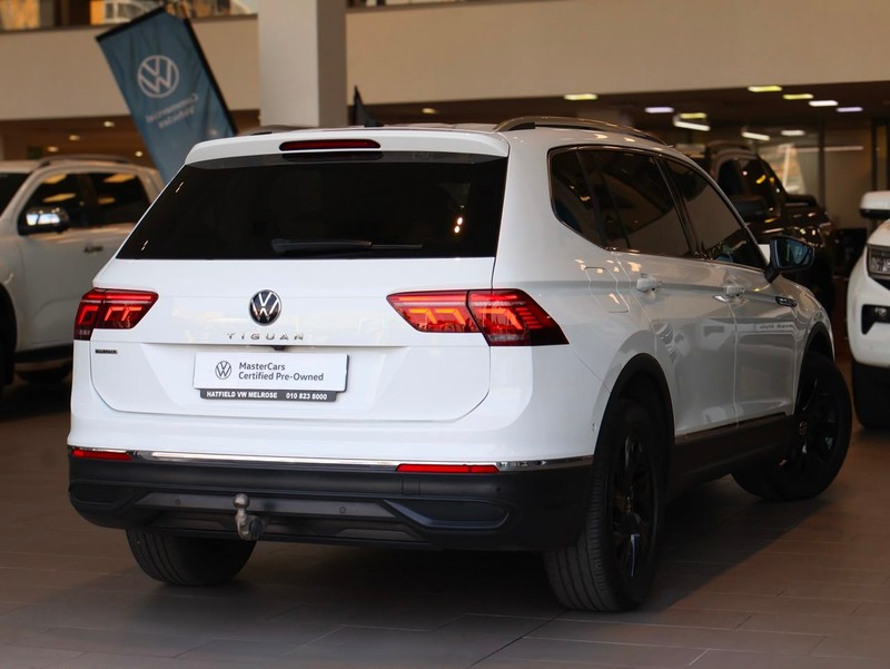Volkswagen Tiguan Allspace - Hatfield VW Melrose Arch - Image 17