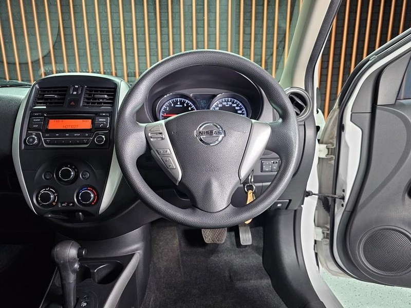 Nissan Almera - Mit Mak Motors - Image 10