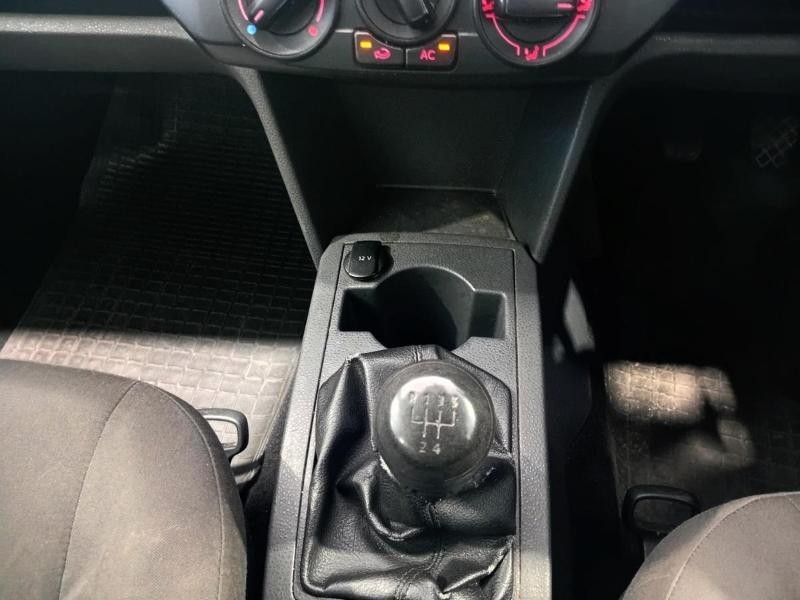 Volkswagen Polo Vivo - Group1 Auto Midrand - Image 14