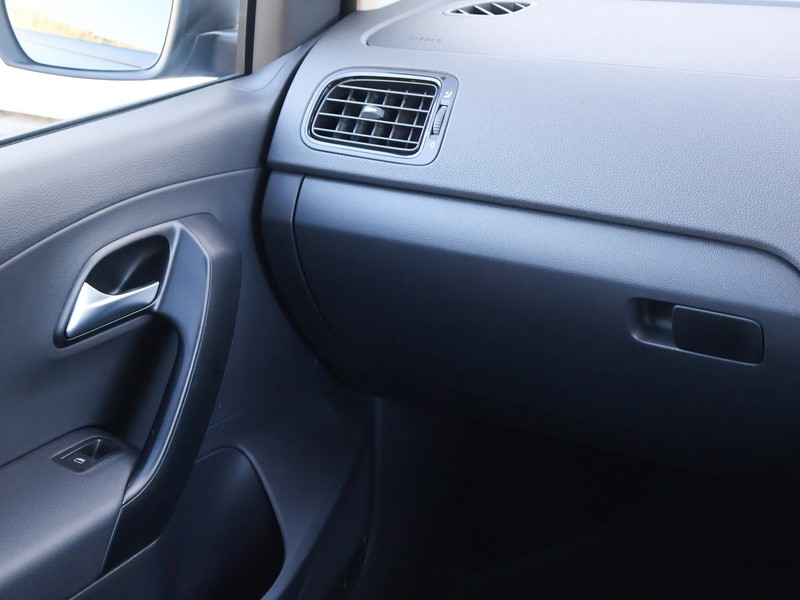 Volkswagen Polo Vivo - Hatfield VW Pretoria - Image 19