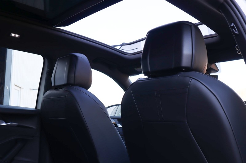 Volkswagen Tiguan - Hatfield VW Pretoria - Image 15