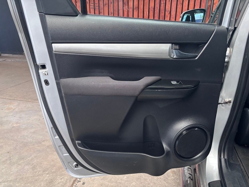 Toyota Hilux - We Buy Bakkies - Image 20