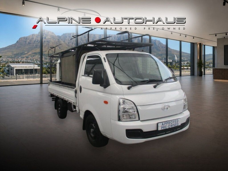 Hyundai H-100 - Alpine Autohaus - Image 5
