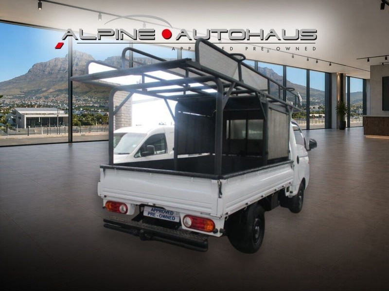 Hyundai H-100 - Alpine Autohaus - Image 7