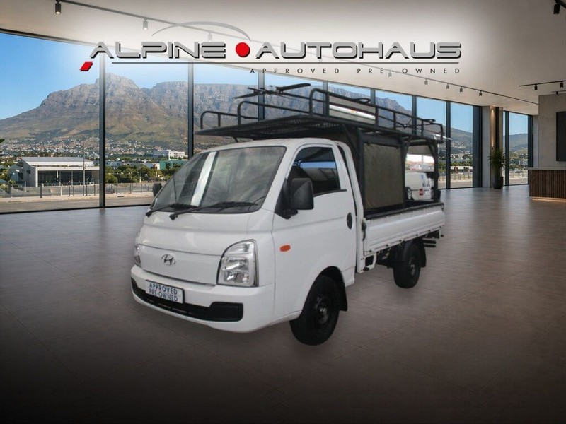 Hyundai H-100 - Alpine Autohaus - Image 6