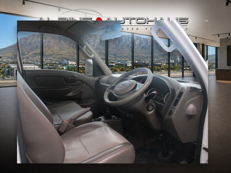 Hyundai H-100 - Alpine Autohaus - Image 12