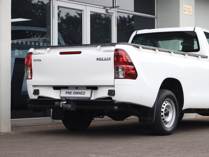 Toyota Hilux - Isuzu Richards Bay - Image 13