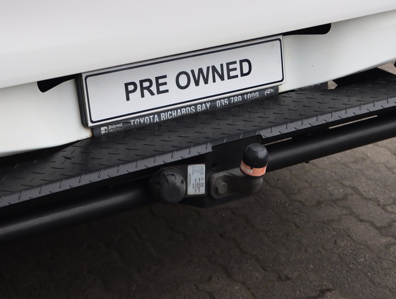 Toyota Hilux - Isuzu Richards Bay - Image 11